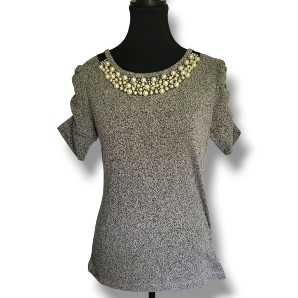 Ricki’s Pearl-Embellished Grey Knit Top with Ruched Sleeves – Size M, Coquette